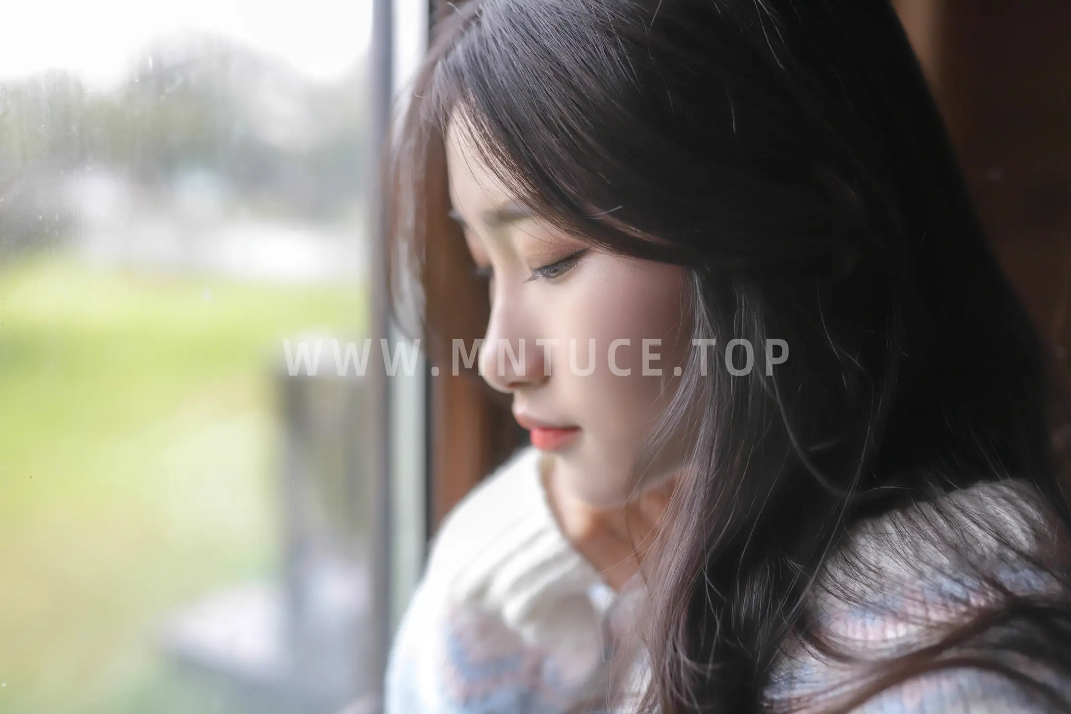 [艺图语] 2022.08.31 Vol.1836 – 蓝色阴雨 芸芸#[22P]-8
